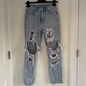 American Eagle Extra Distressed Light Blue Mom Jeans Size 0